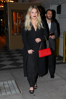 Ashley Benson feet photo thumbnail