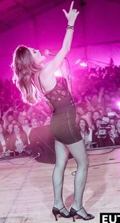 Severina Kojic feet photo thumbnail