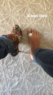 Rocsi Diaz feet photo thumbnail