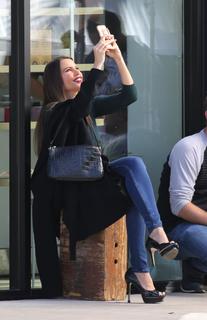 Sofía Vergara feet photo thumbnail