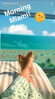Eva Longoria feet photo thumbnail