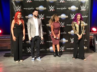 Sasha Banks feet photo thumbnail