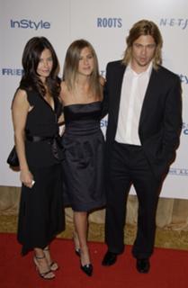 Courteney Cox feet photo thumbnail