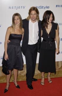 Courteney Cox feet photo thumbnail