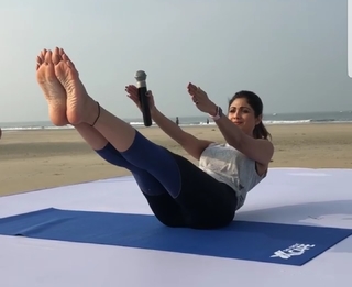 Shilpa Shetty Kundra feet photo thumbnail
