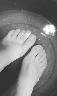 Isa Pes feet photo thumbnail