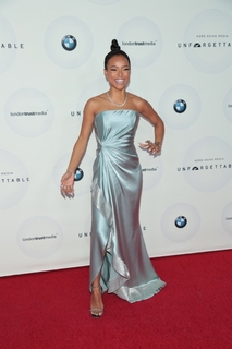 Karrueche Tran feet photo thumbnail