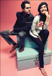 Sonam Kapoor feet photo thumbnail