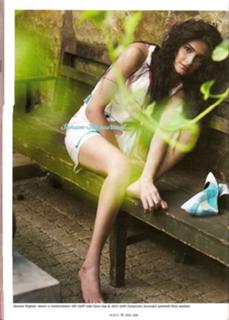 Sonam Kapoor feet photo thumbnail