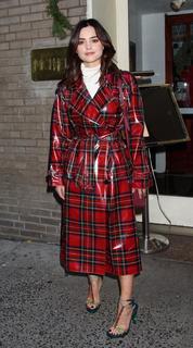 Jenna Coleman feet photo thumbnail