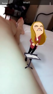 Xenia Tchoumitcheva feet photo thumbnail