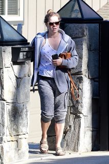 Amy Adams feet photo thumbnail
