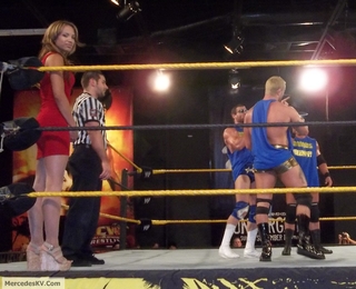 Sasha Banks feet photo thumbnail