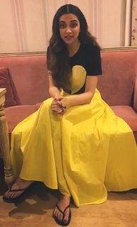 Deepika Padukone feet photo thumbnail