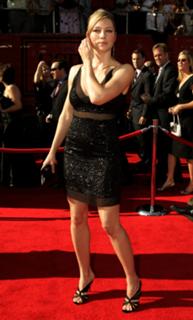 Jessica Biel feet photo thumbnail