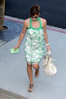 Jessica Biel feet photo thumbnail