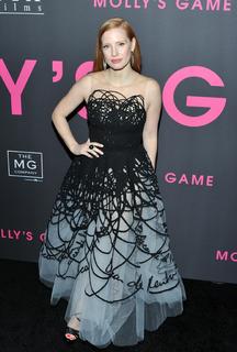 Jessica Chastain feet photo thumbnail