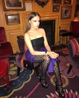 Xenia Tchoumitcheva feet photo thumbnail