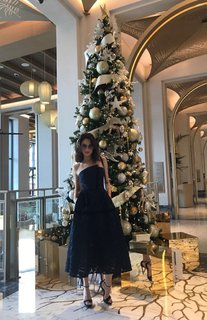 Olga Kurylenko feet photo thumbnail