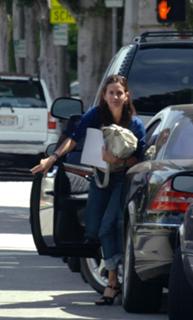 Courteney Cox feet photo thumbnail
