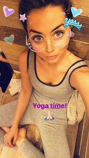Ana de Armas feet photo thumbnail