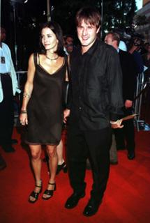 Courteney Cox feet photo thumbnail