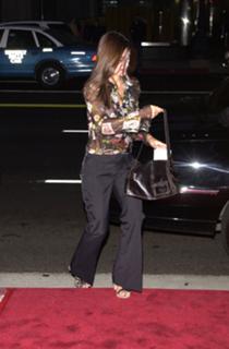 Courteney Cox feet photo thumbnail