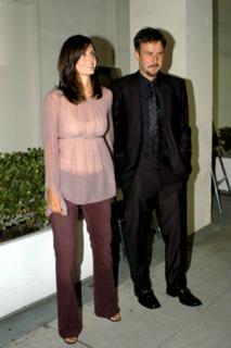 Courteney Cox feet photo thumbnail