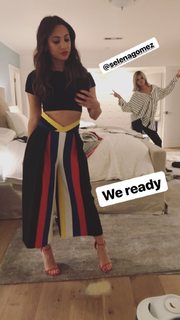 Francia Raisa feet photo thumbnail