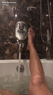 Kelly Bensimon feet photo thumbnail
