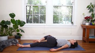 Adriene Mishler feet photo thumbnail