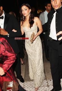 Aishwarya Rai Bachchan feet photo thumbnail