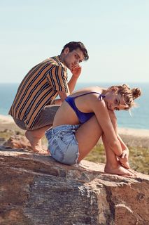 Camila Morrone feet photo thumbnail