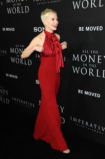 Michelle Williams feet photo thumbnail