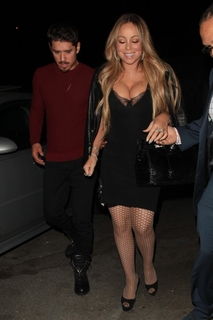 Mariah Carey feet photo thumbnail