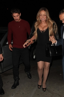 Mariah Carey feet photo thumbnail