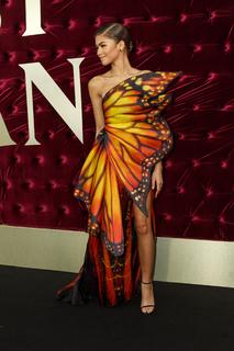 Zendaya feet photo thumbnail