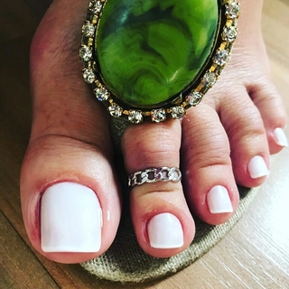 Karin Klemp feet photo thumbnail