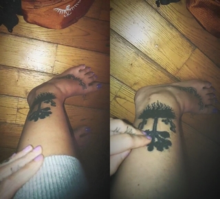 Paris Jackson feet photo thumbnail