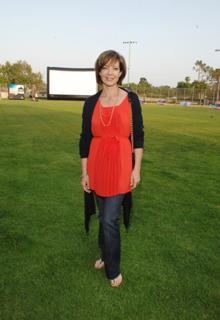 Allison Janney feet photo thumbnail