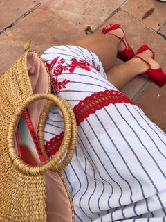 Adriane Galisteu feet photo thumbnail