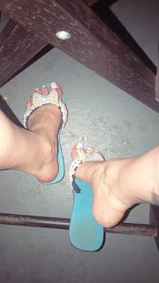 Alaine Crissiê feet photo thumbnail