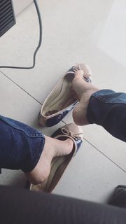 Alaine Crissiê feet photo thumbnail