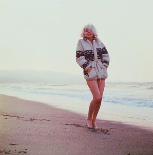 Marilyn Monroe feet photo thumbnail