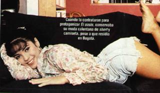 Shakira feet photo thumbnail
