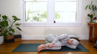 Adriene Mishler feet photo thumbnail