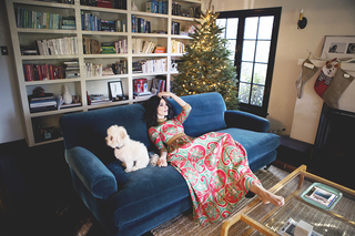 Abigail Spencer feet photo thumbnail