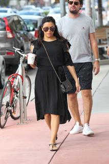 Eva Longoria feet photo thumbnail