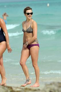 Fearne Cotton feet photo thumbnail