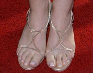 Lily Collins feet photo thumbnail